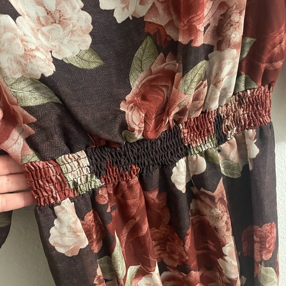 Kate and Lilly Sheer Floral  Dress Size 12 - Picture 5 of 9